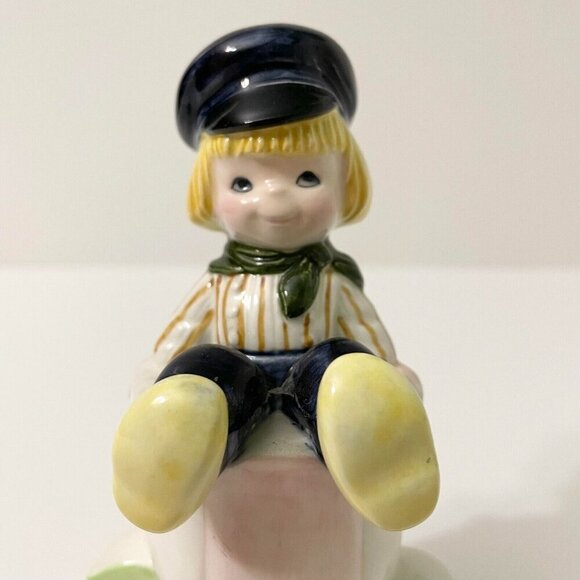 Vintage Disney Its A Small World Dutch Boy Ceramic 6 Inch Tall - Picture 2 of 16